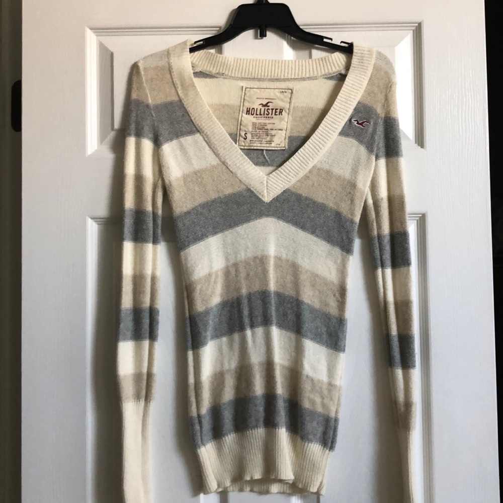 Hollister Sweater